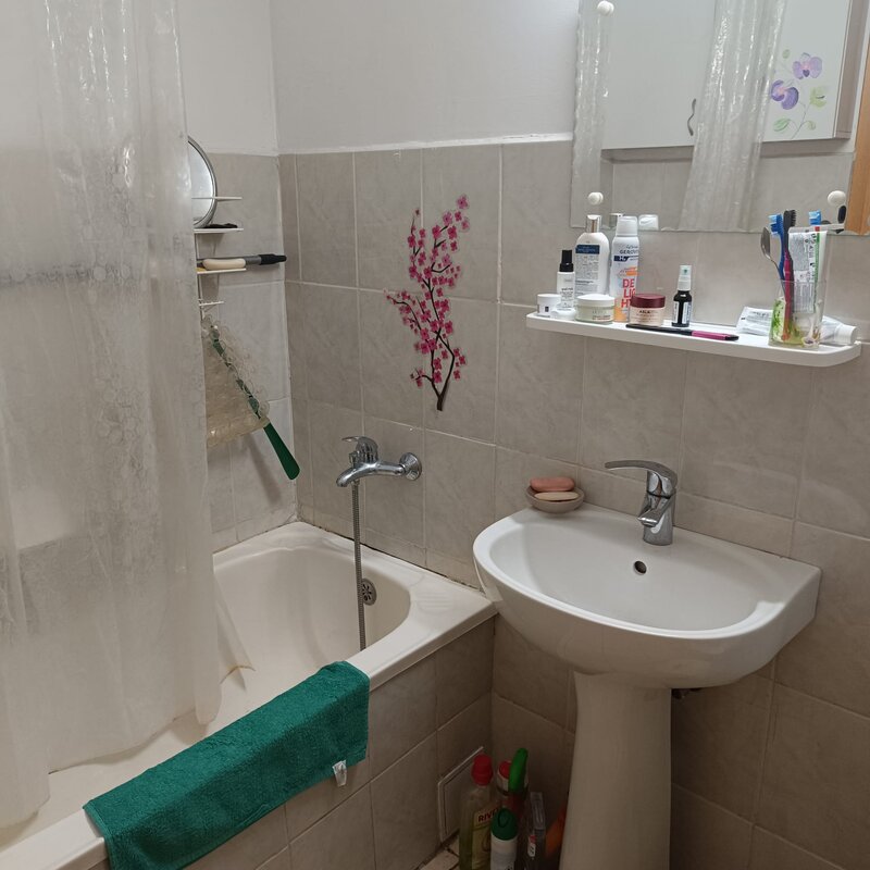Drumul Taberei Proprietar vand Studio 43mp Metrou Valea Ialomitei